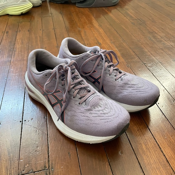 ASICS GT 2000 - Picture 1 of 4